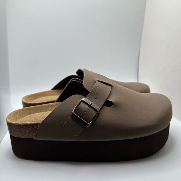 CUSHIONAIRE Women's Cork Footbed Platform Clog 7.5 BROWN - Picture 1 of 7